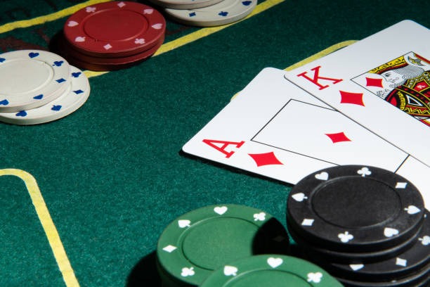 Slot game interface on link mpo500 showing reels, paytable, and spin button